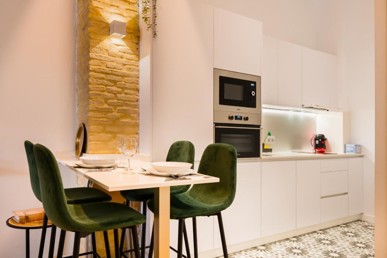 Diseno Triana 2 Rooms Севиля Екстериор снимка